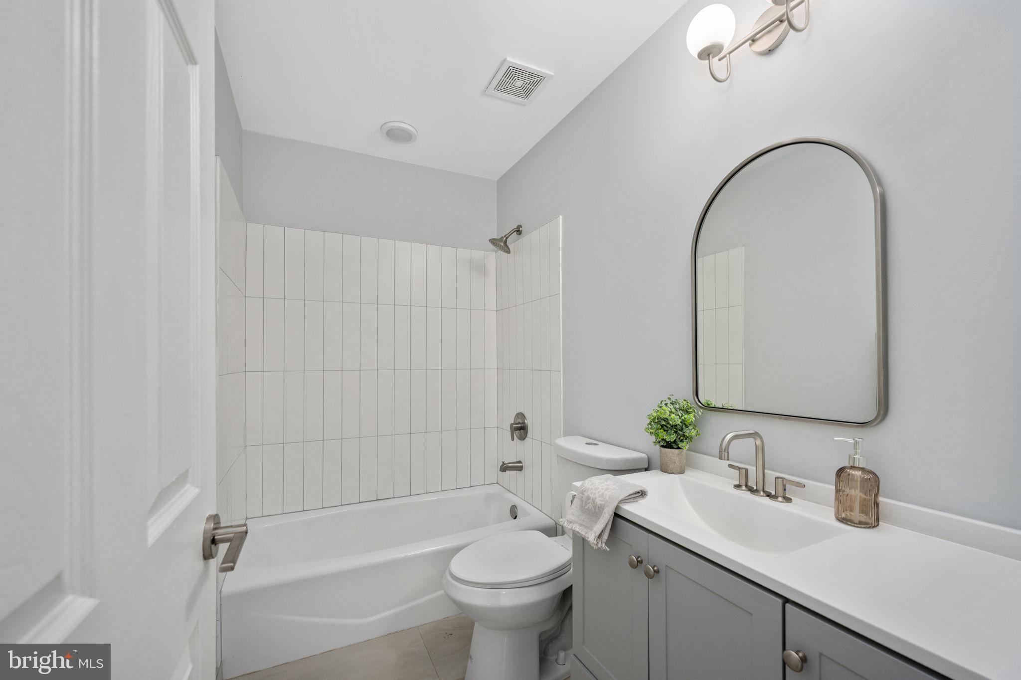 SKYLAND ESTATES - Residential