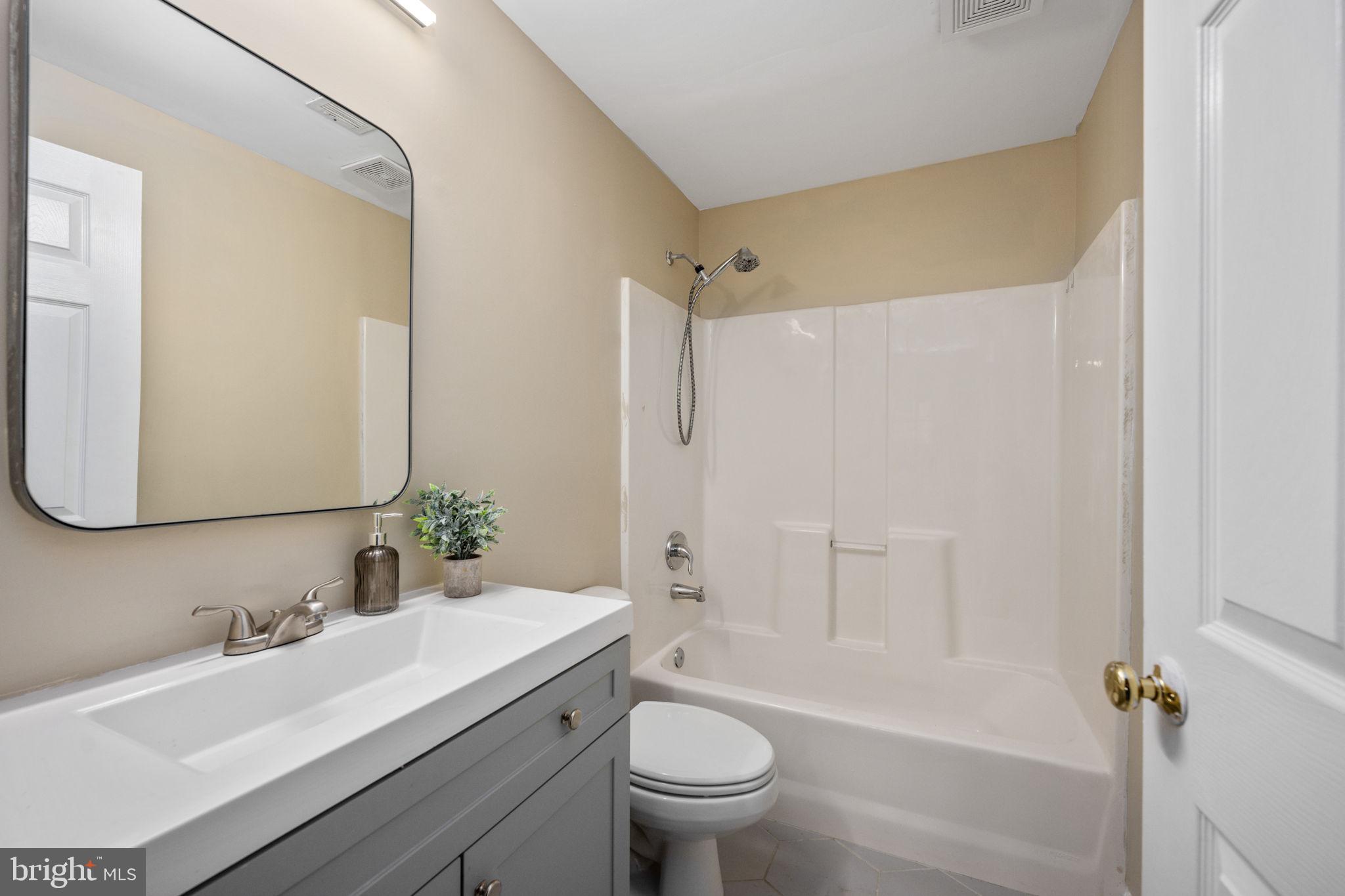 SKYLAND ESTATES - Residential