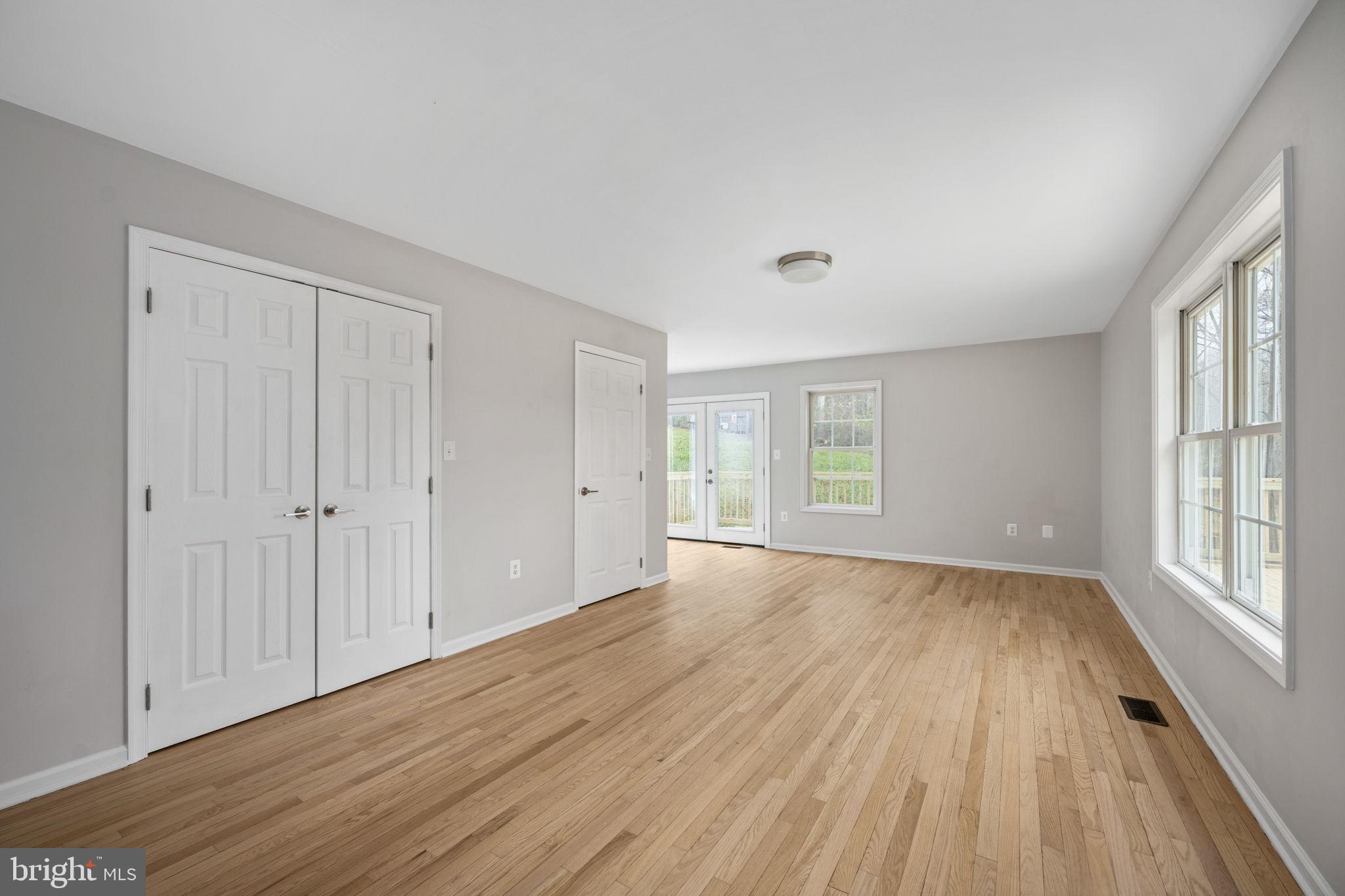 SKYLAND ESTATES - Residential