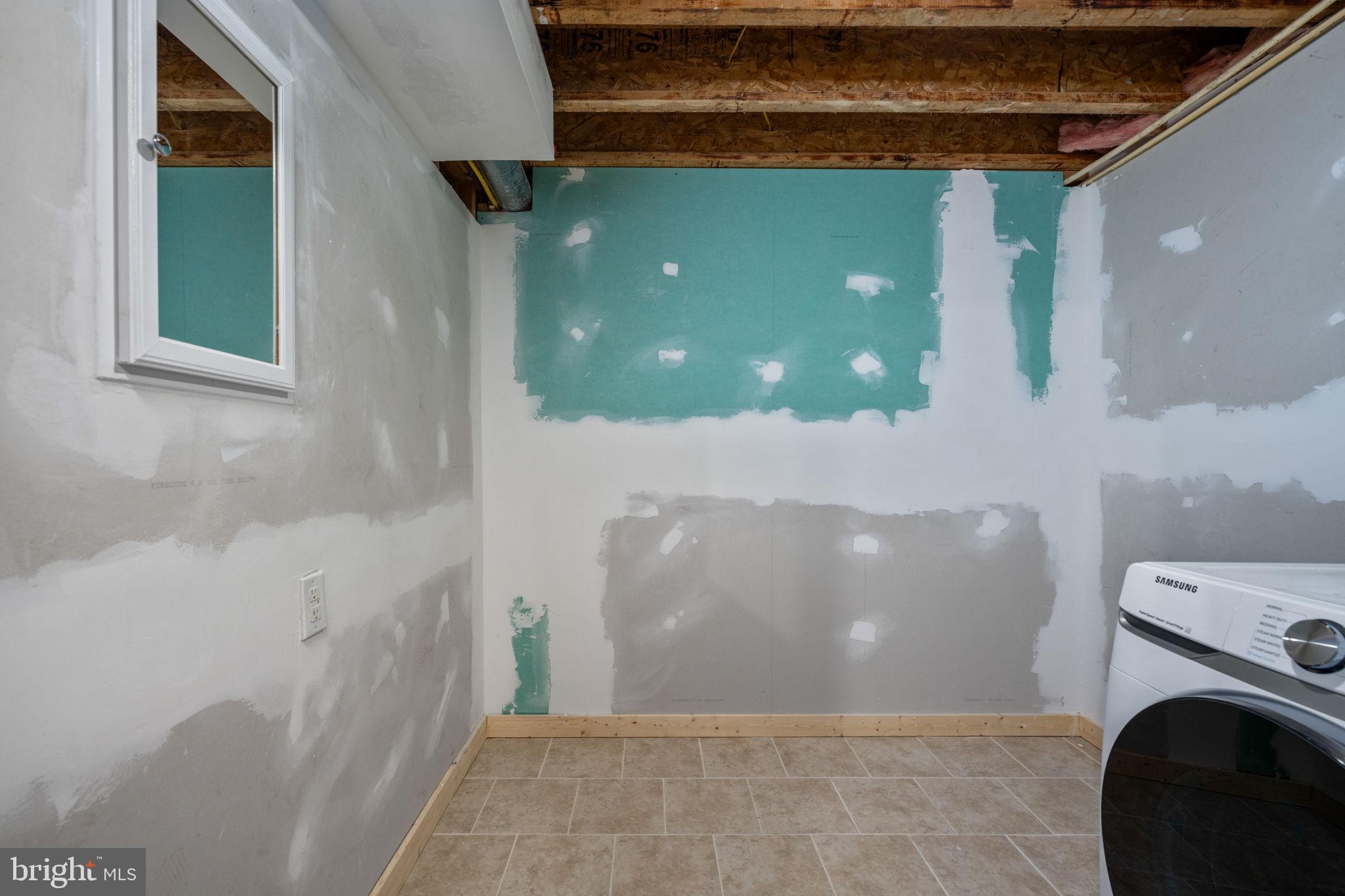 SKYLAND ESTATES - Residential