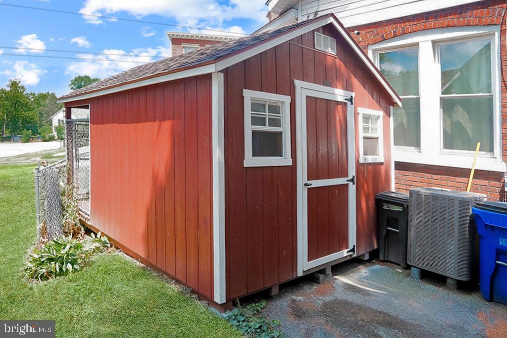 HAGERSTOWN - Residential