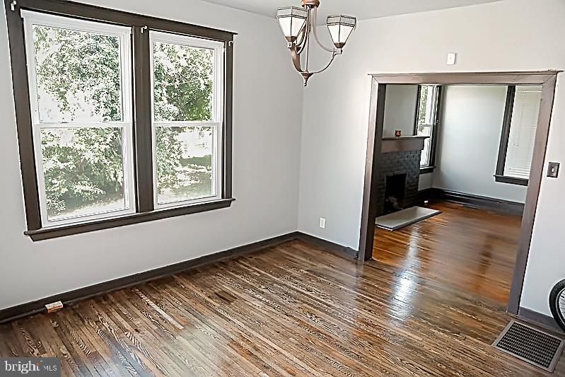 HAGERSTOWN - Residential