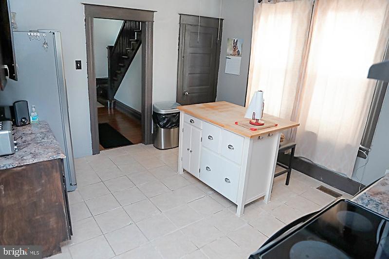 HAGERSTOWN - Residential