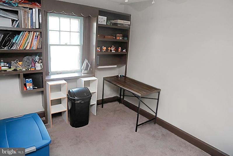 HAGERSTOWN - Residential