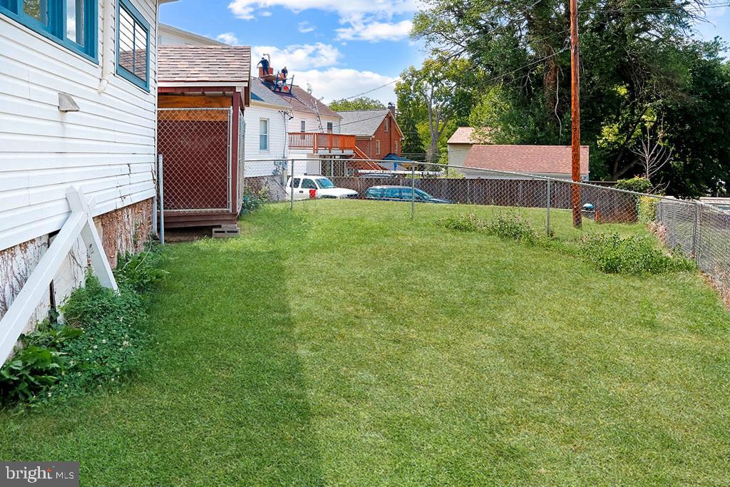 HAGERSTOWN - Residential