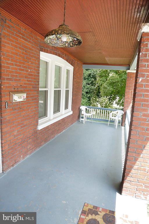 HAGERSTOWN - Residential