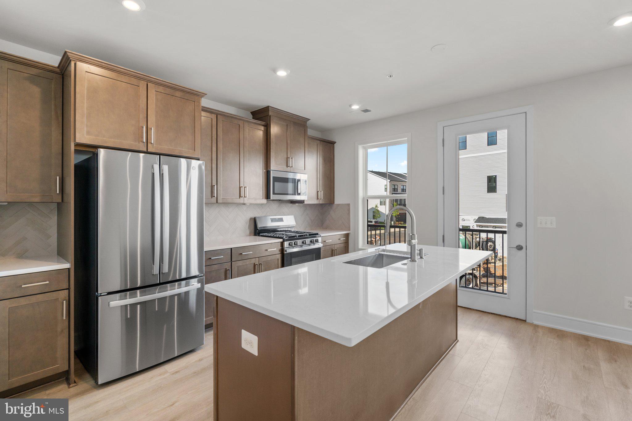 DEMOTT & SILVER - Residential