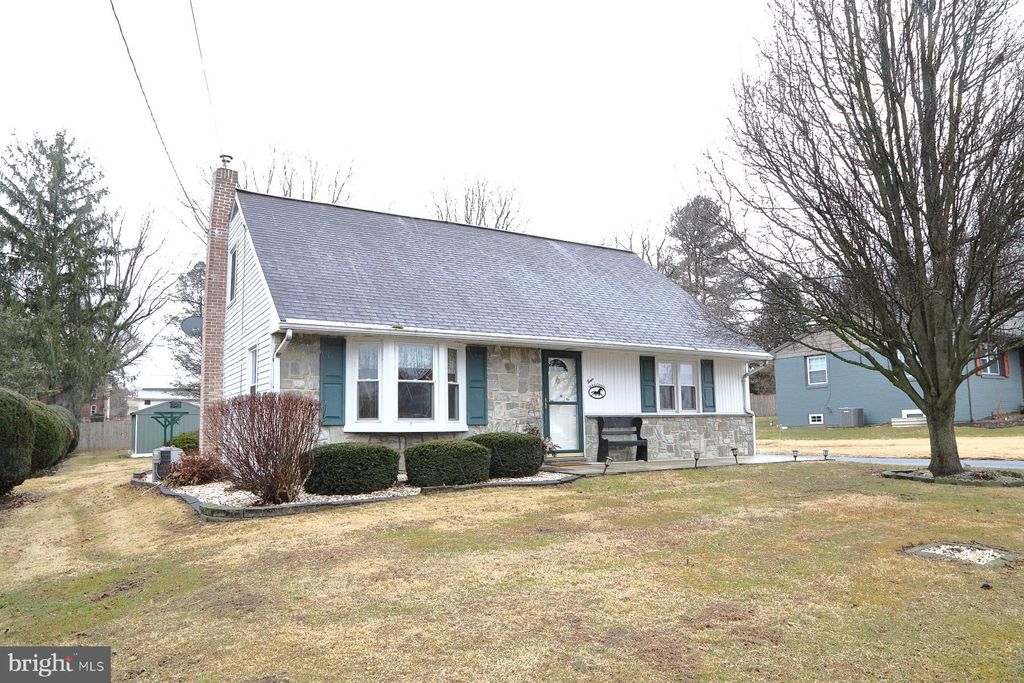 Photo of 4 Bauer Avenue, WILLOW STREET, PA 17584 (MLS # PALA2065050)