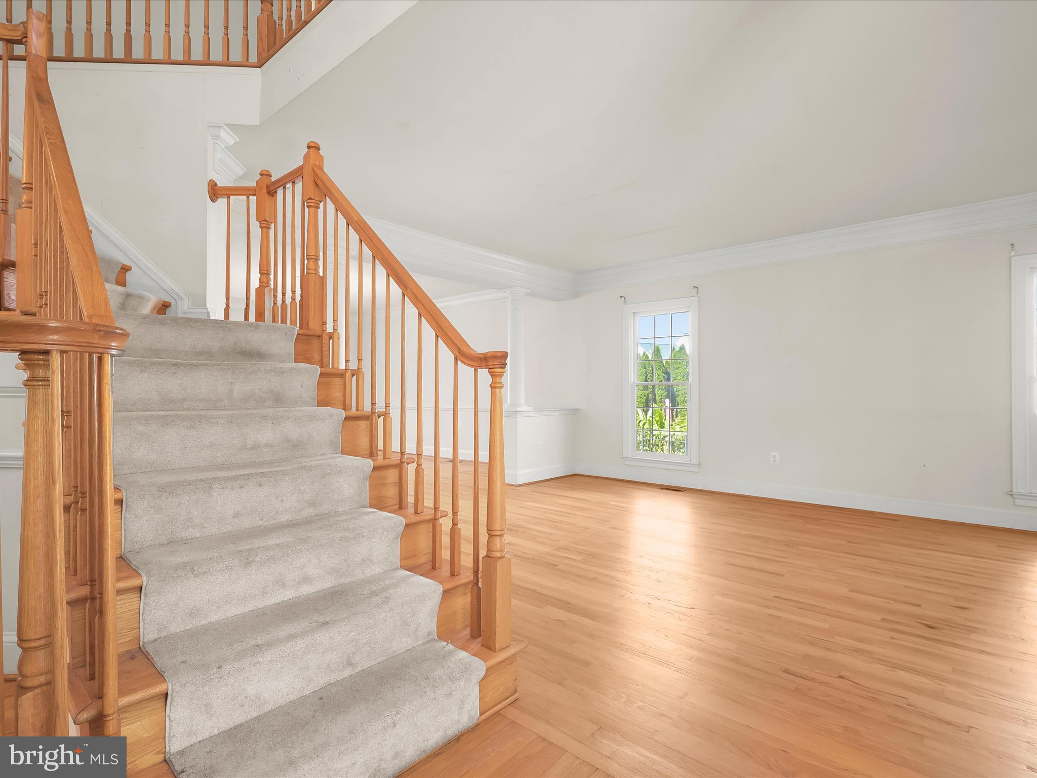 KINGS CROSSING - Residential