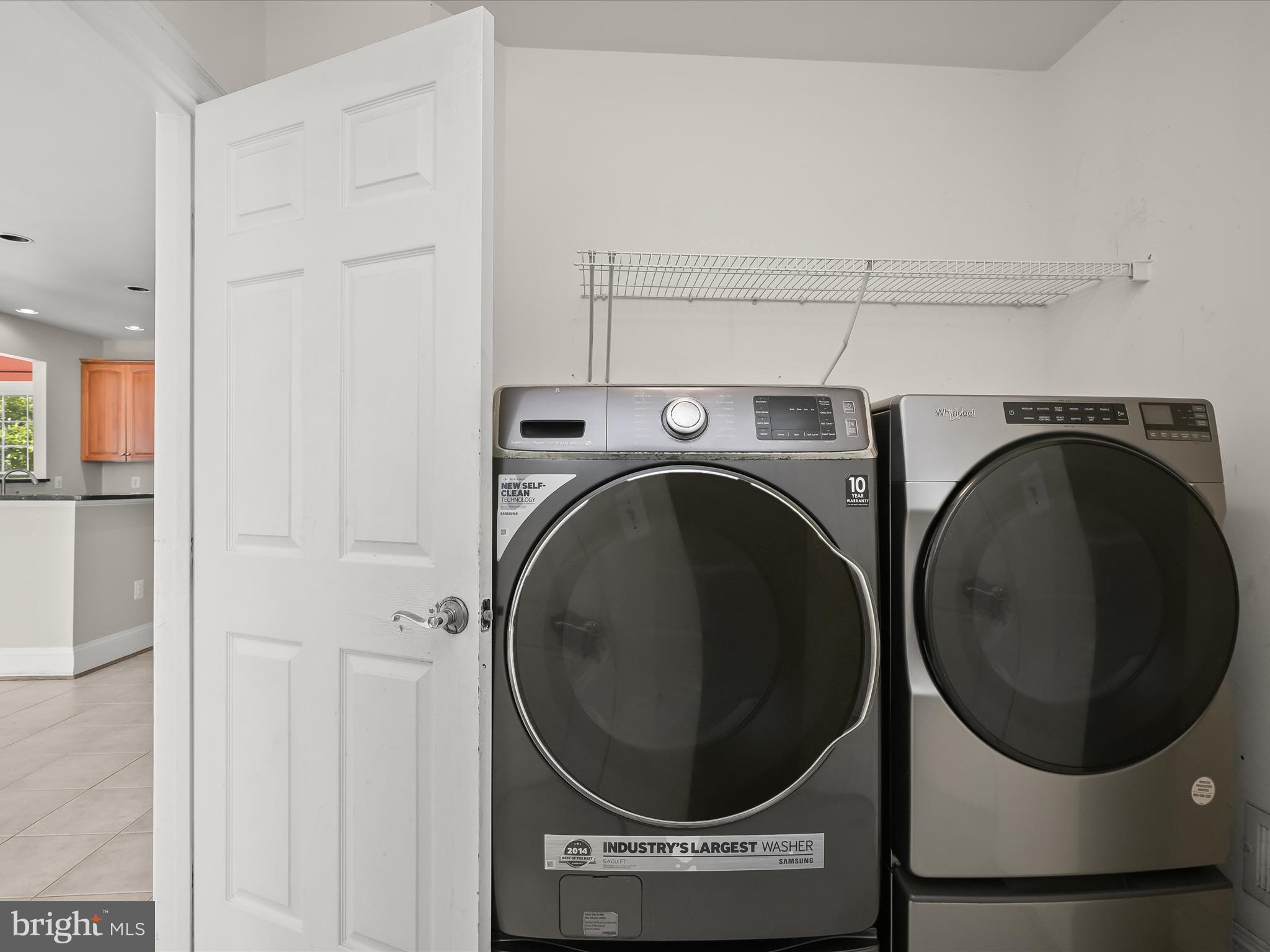 KINGS CROSSING - Residential