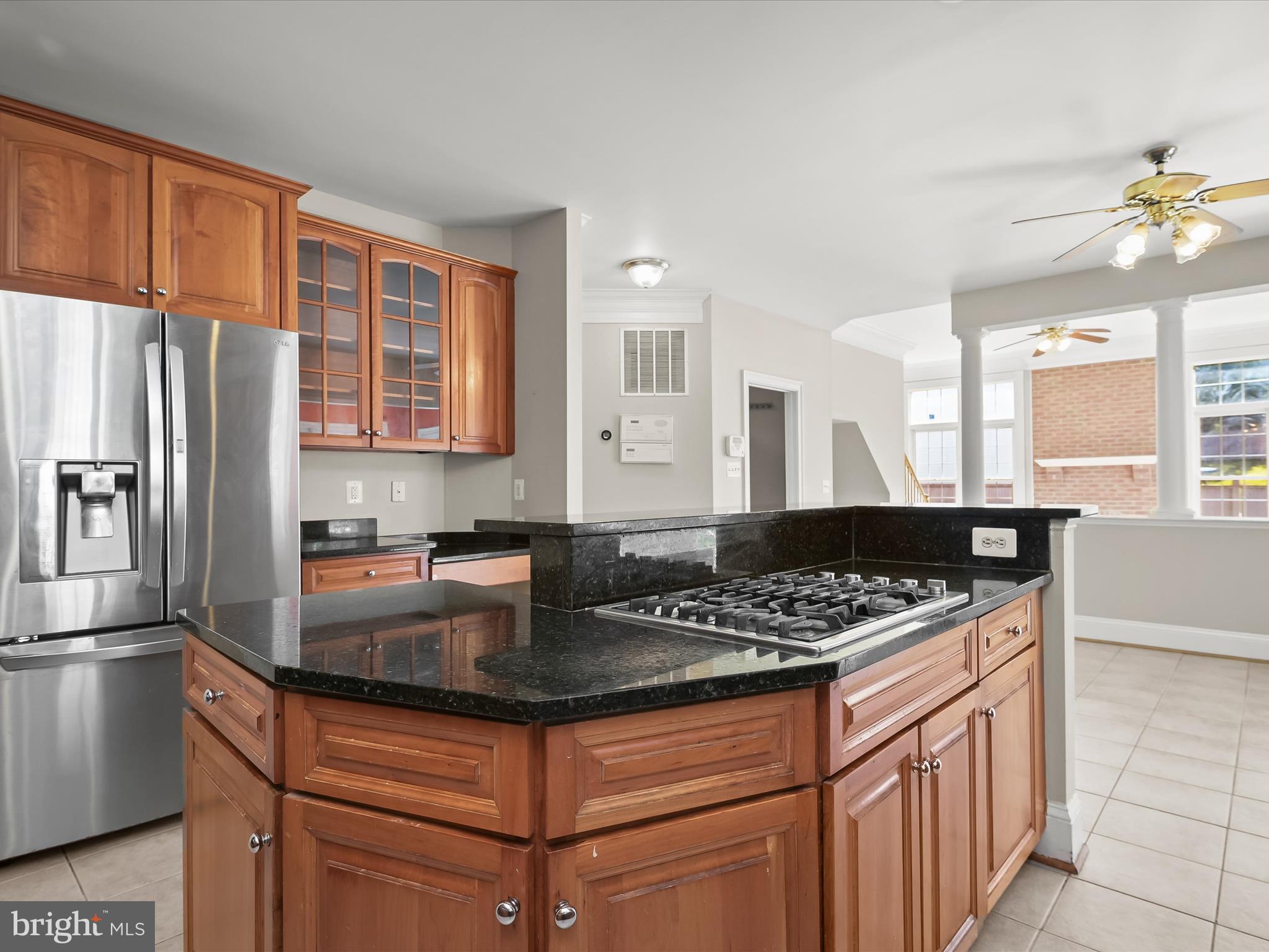 KINGS CROSSING - Residential