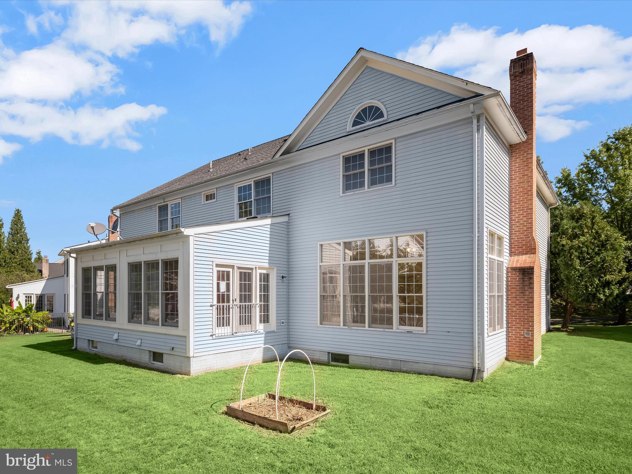 KINGS CROSSING - Residential