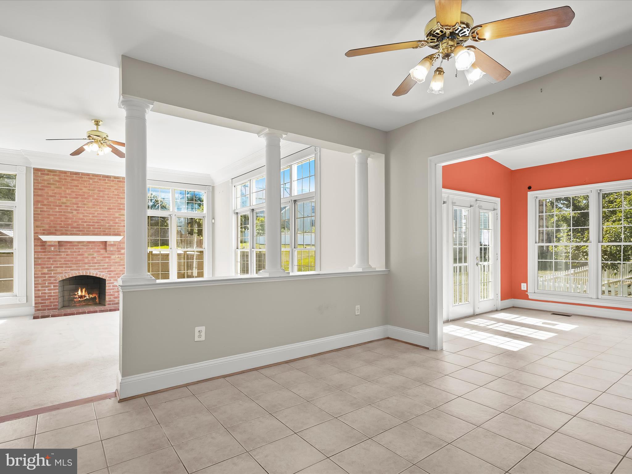 KINGS CROSSING - Residential