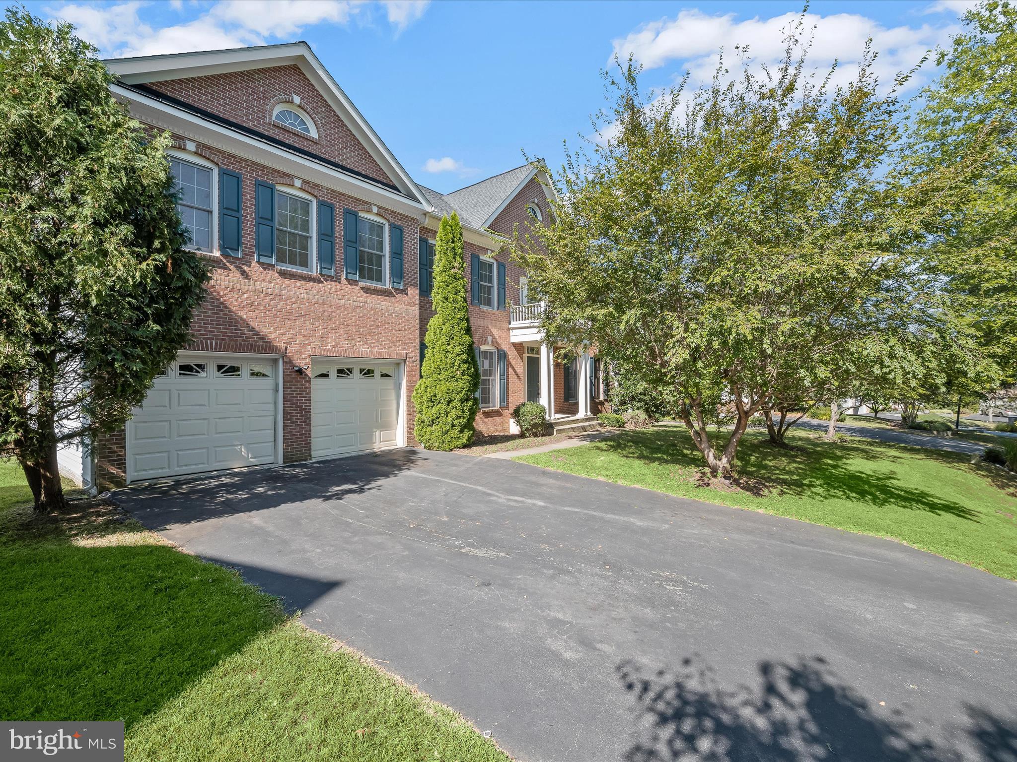 KINGS CROSSING - Residential