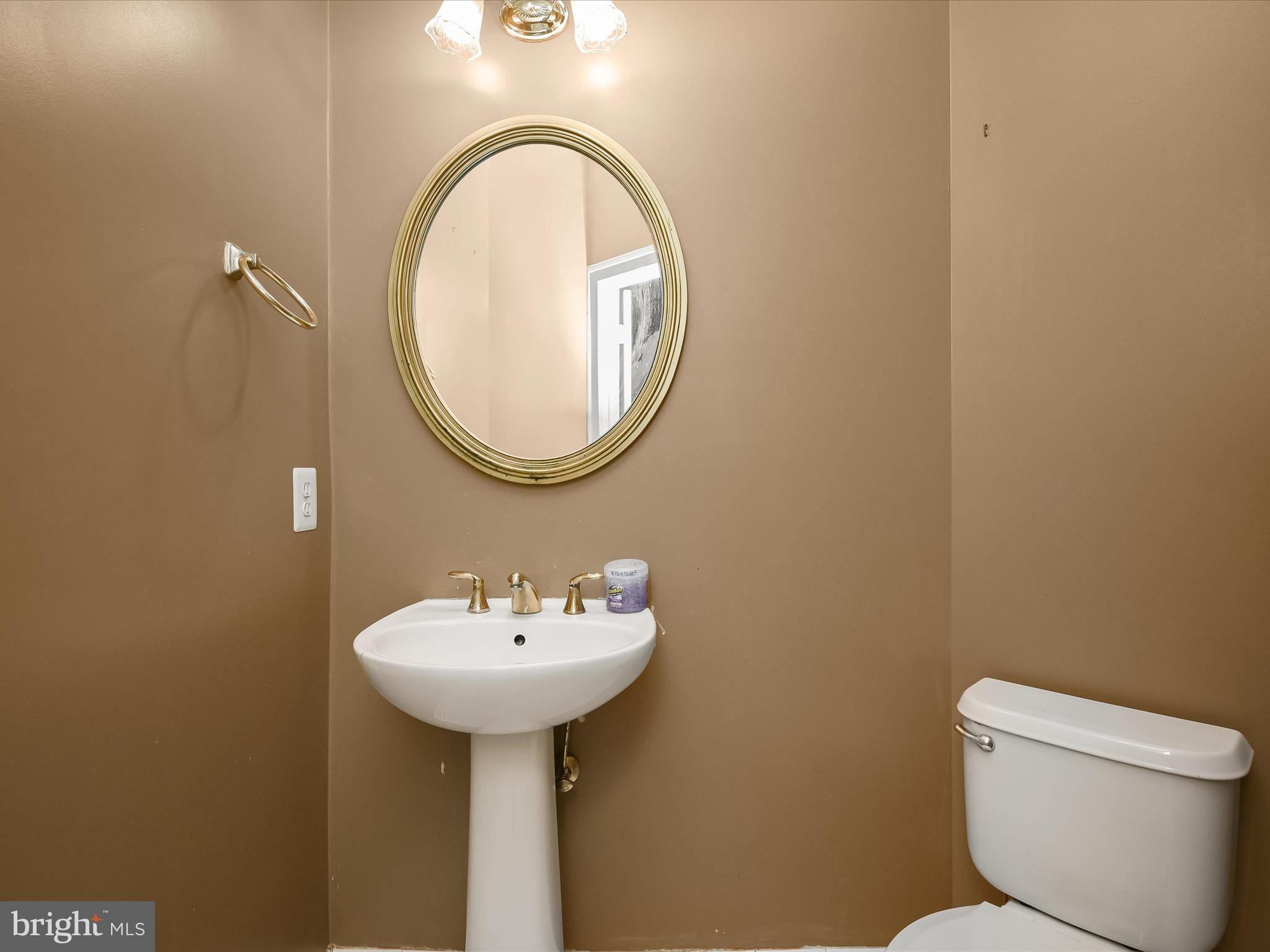 KINGS CROSSING - Residential