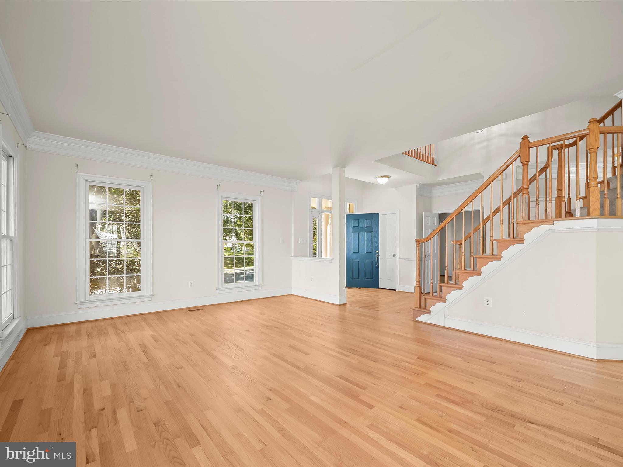 KINGS CROSSING - Residential