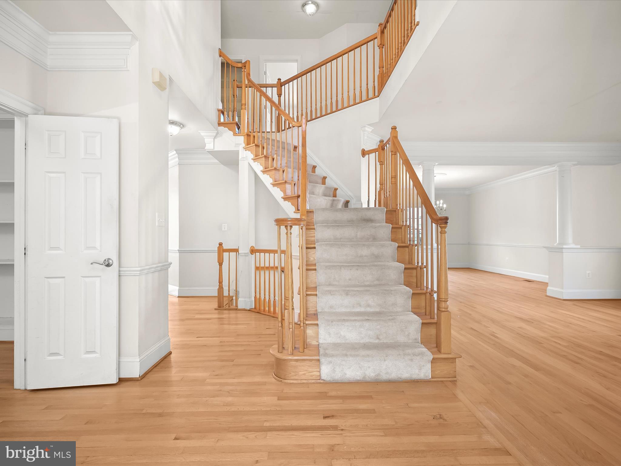 KINGS CROSSING - Residential