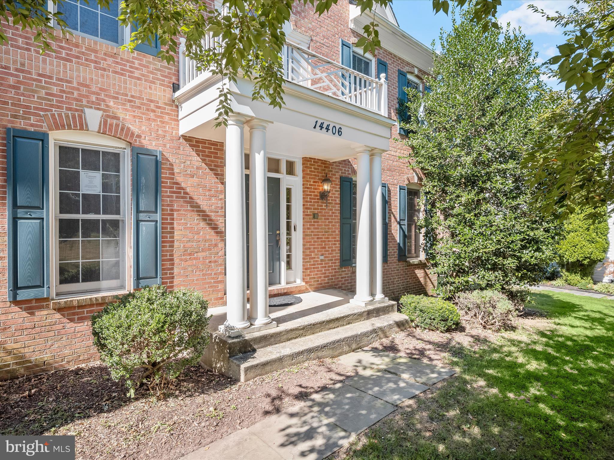 KINGS CROSSING - Residential