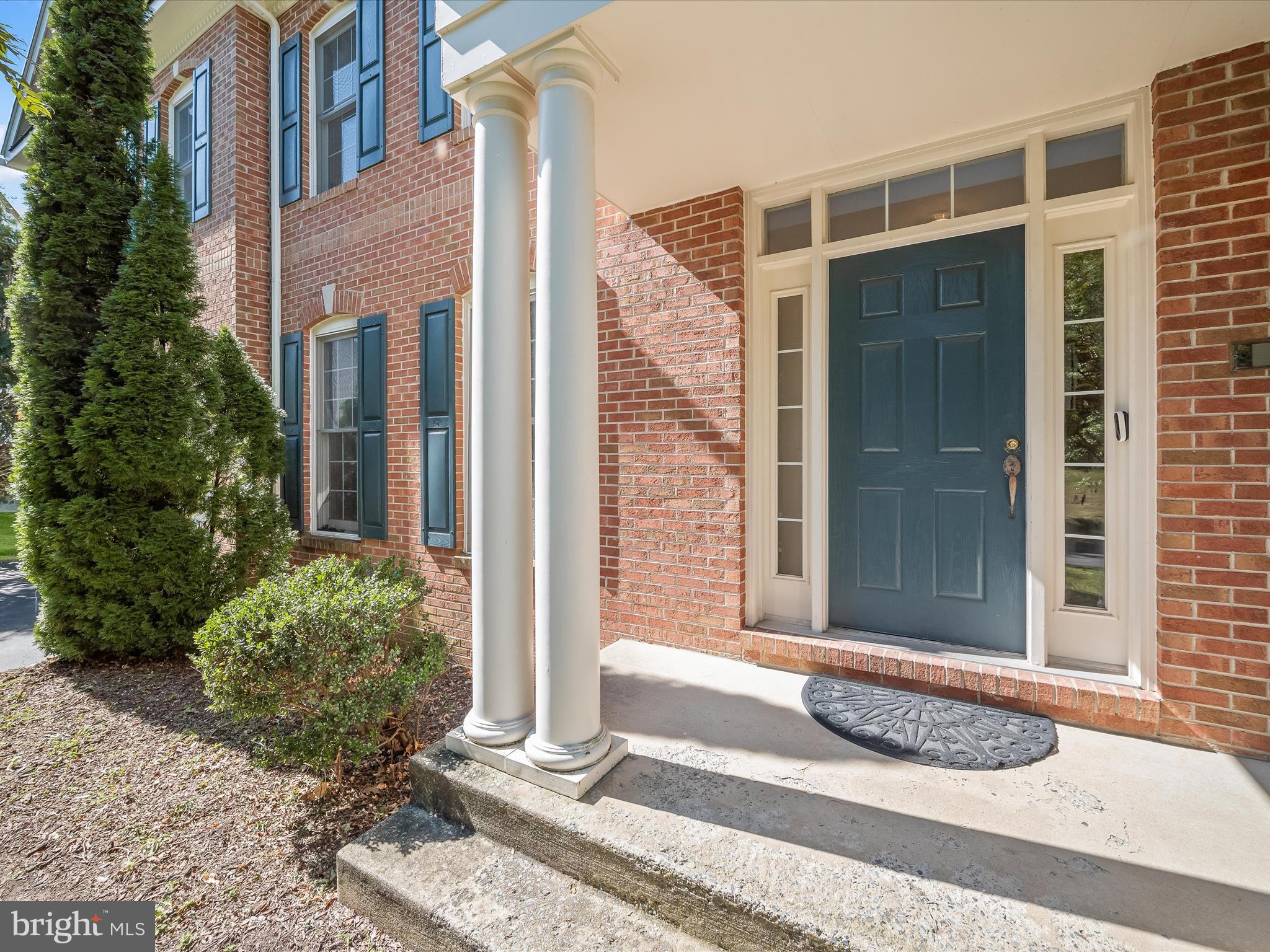 KINGS CROSSING - Residential