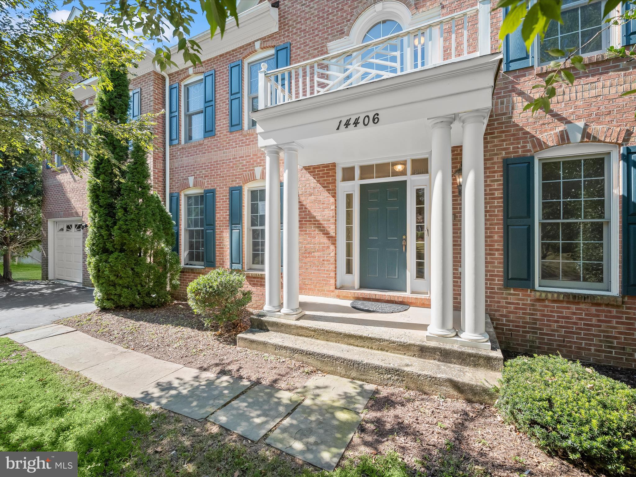 KINGS CROSSING - Residential