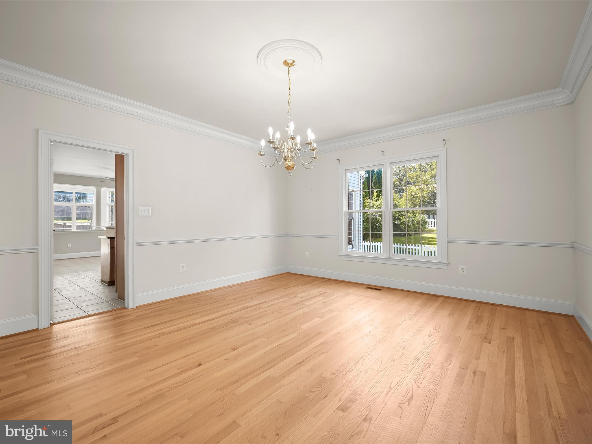 KINGS CROSSING - Residential