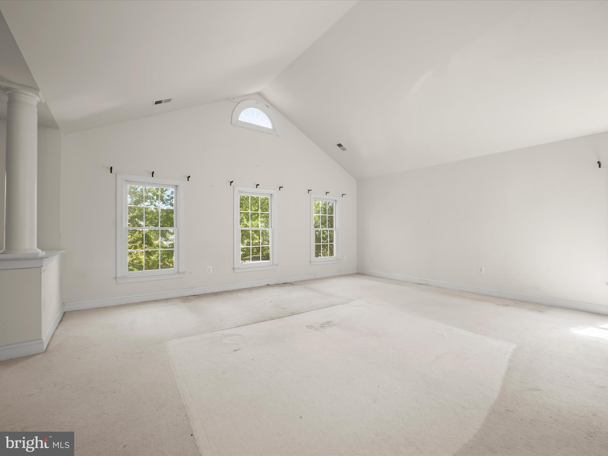 KINGS CROSSING - Residential