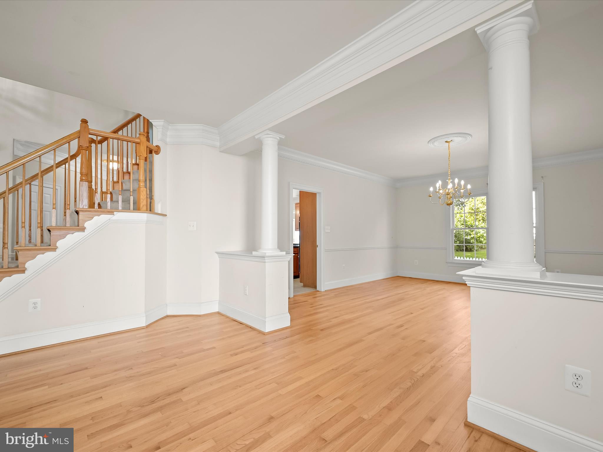 KINGS CROSSING - Residential