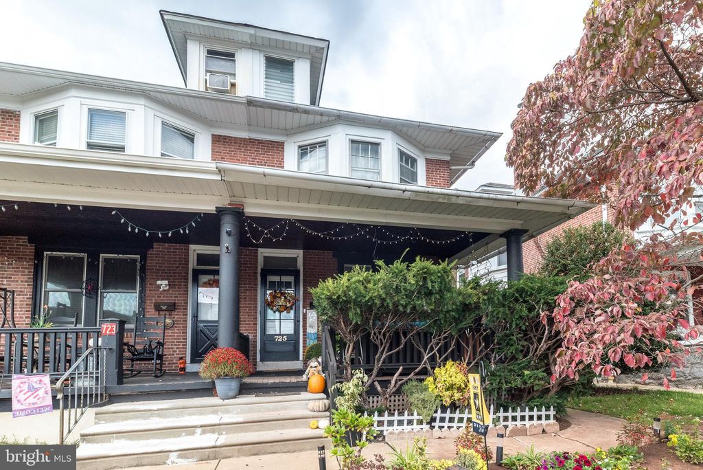 Photo of 725 Noble Street, NORRISTOWN, PA 19401 (MLS # PAMC2159886)