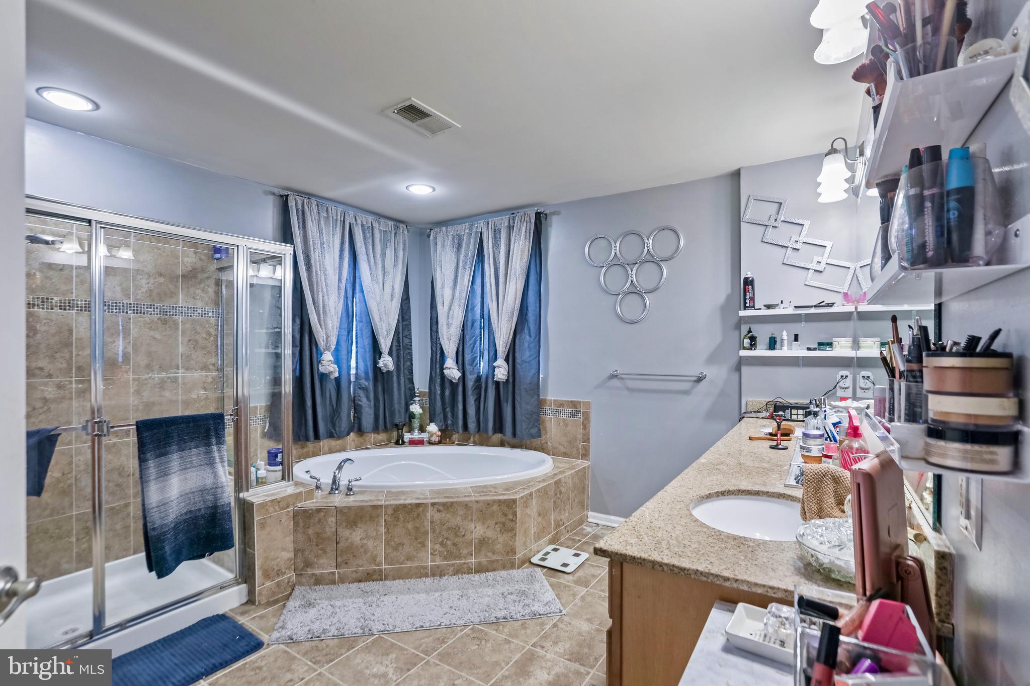 WESTFIELDS - Residential