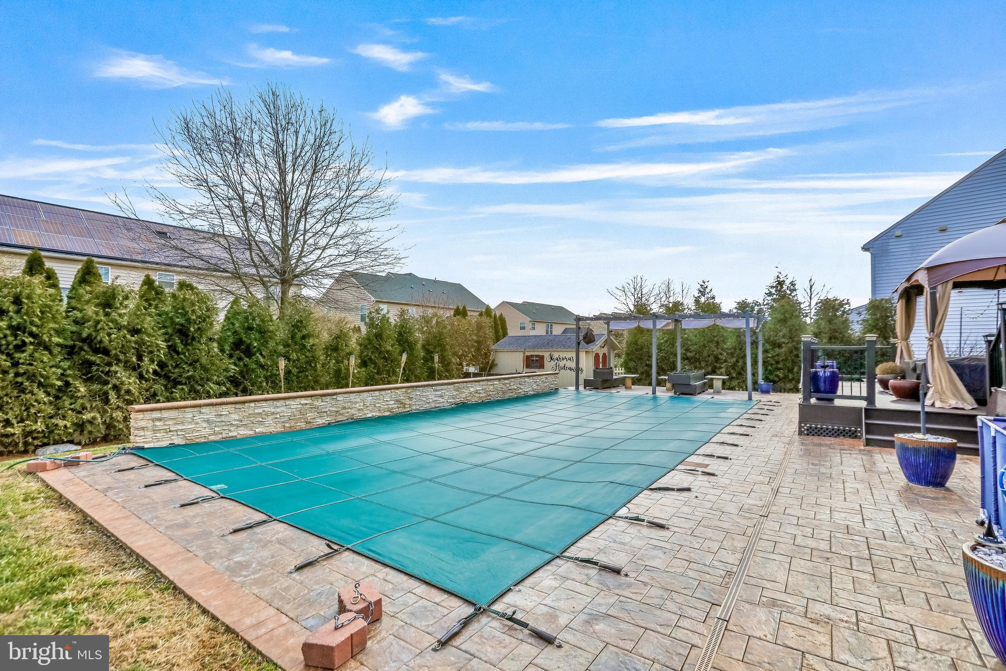 WESTFIELDS - Residential