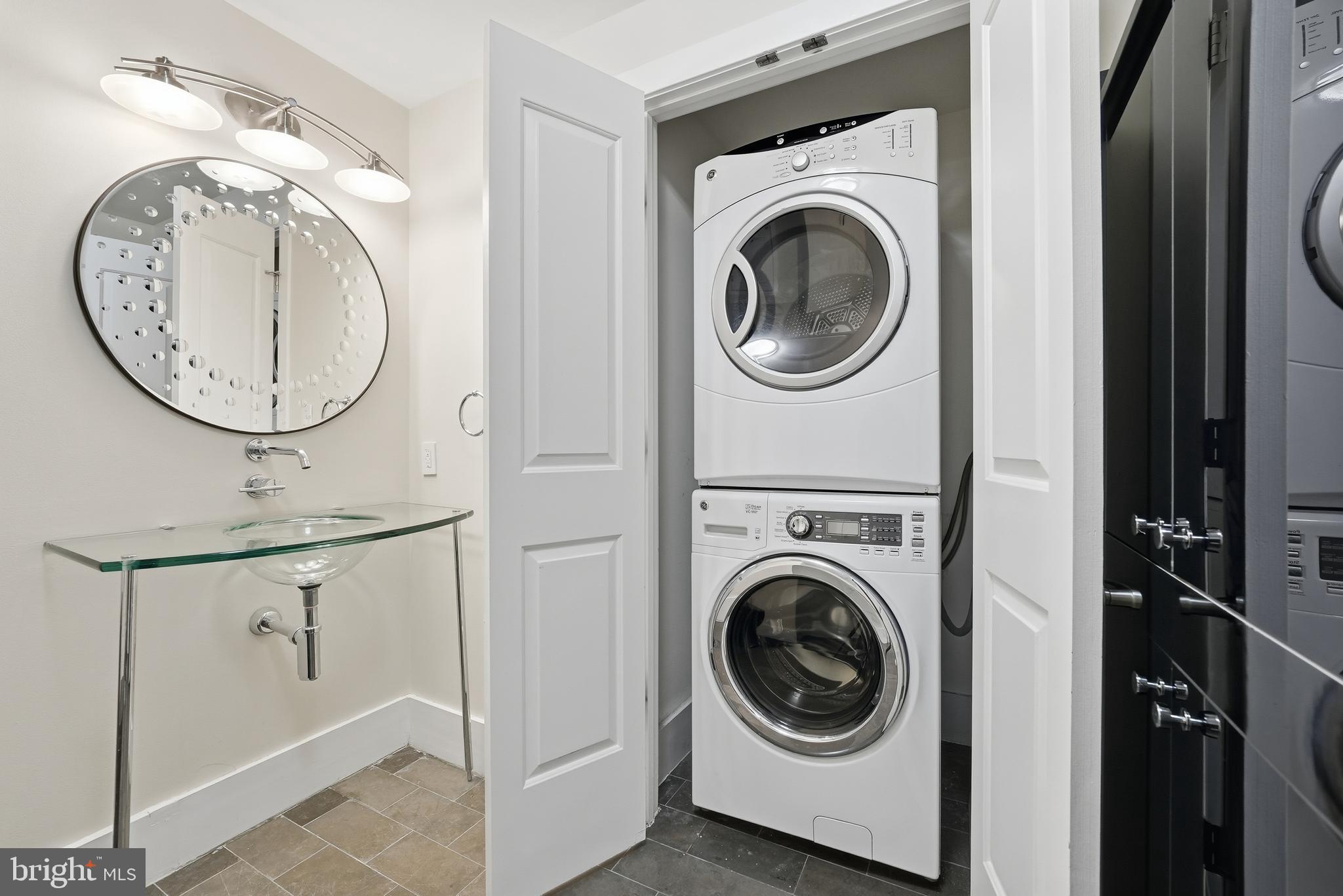 ROSSLYN - Residential