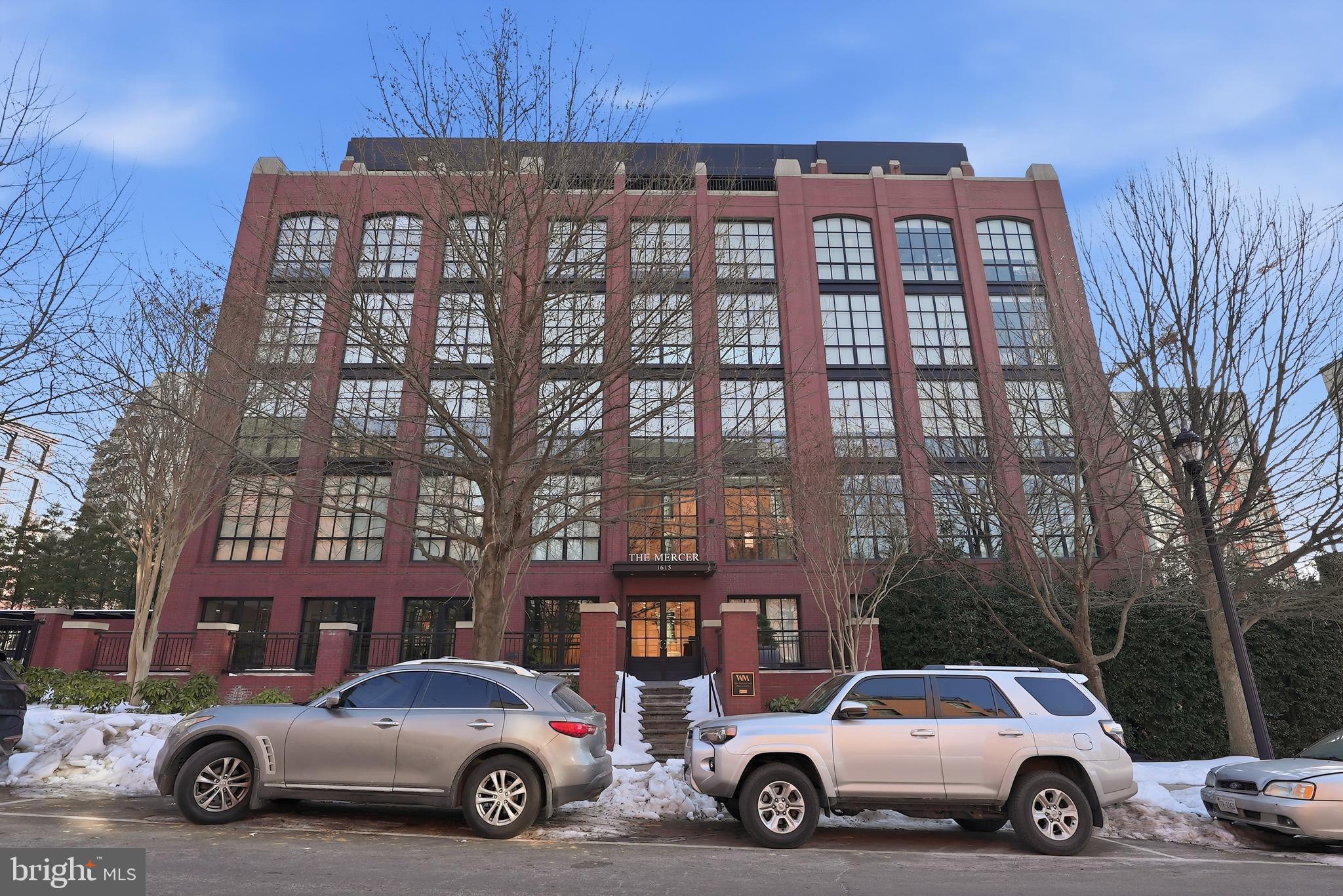 ROSSLYN - Residential