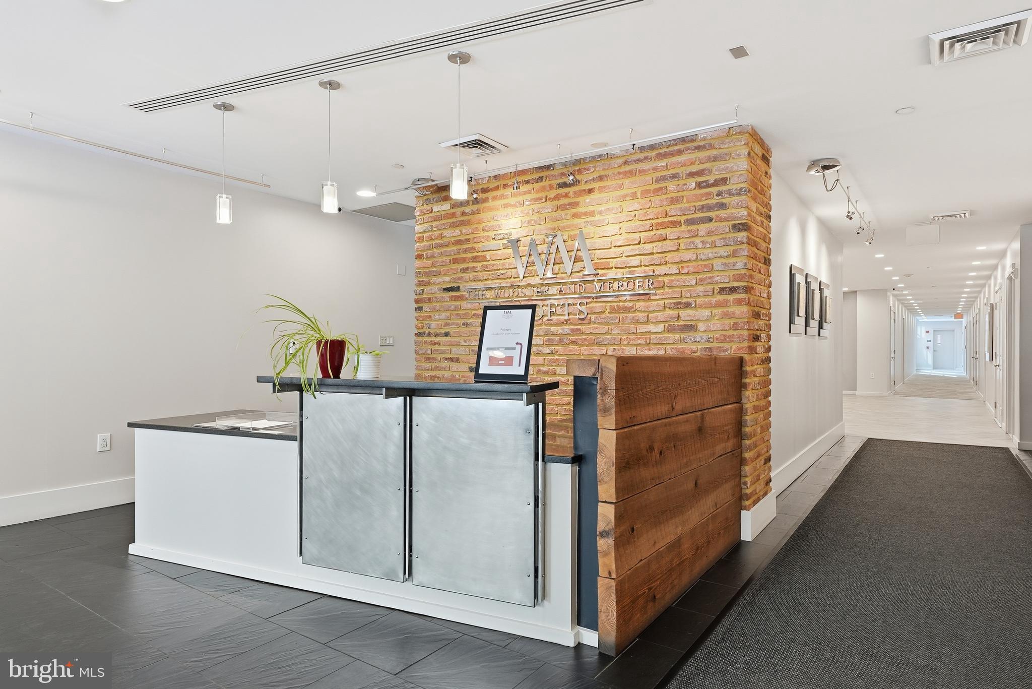 ROSSLYN - Residential