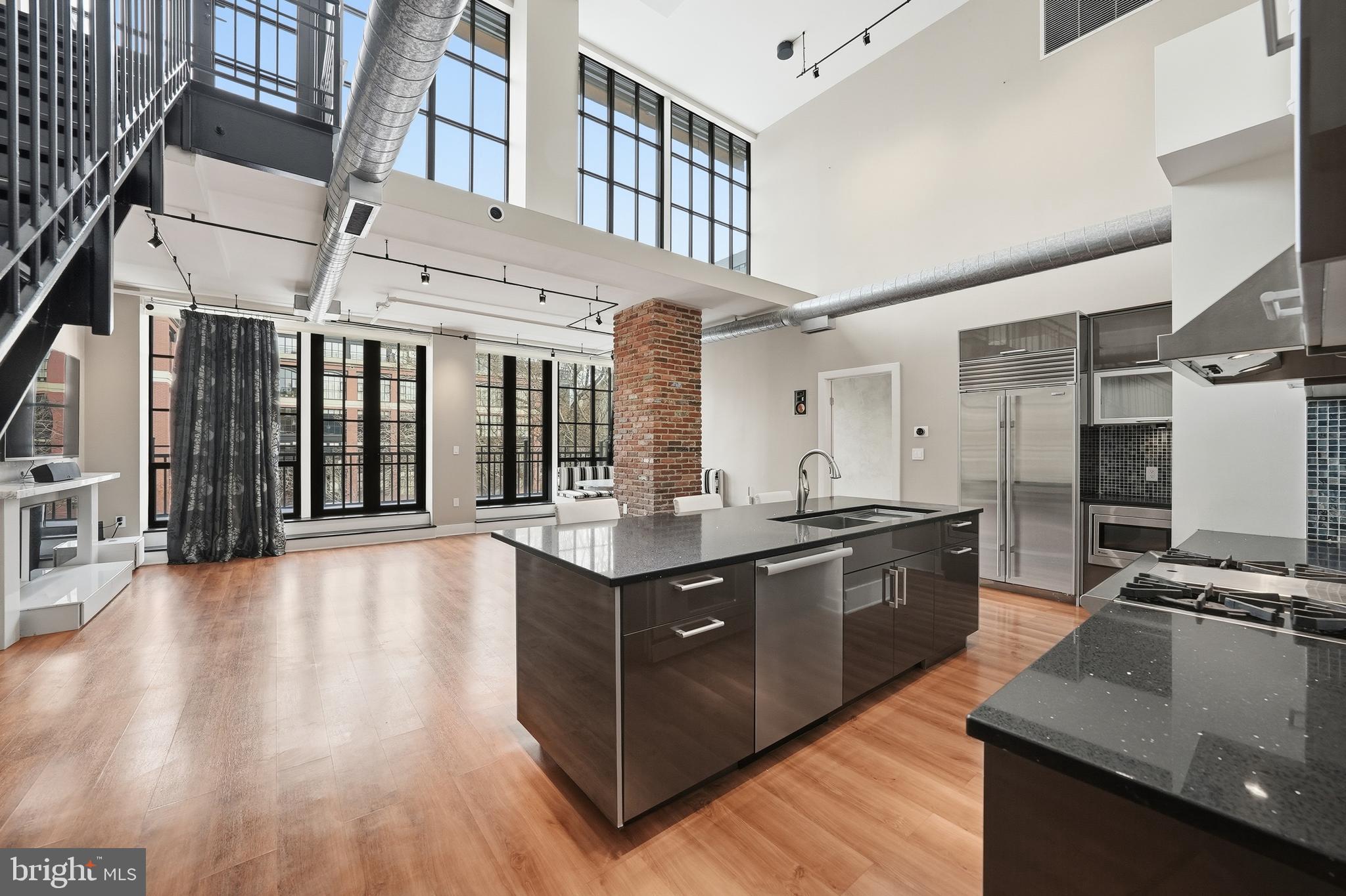 ROSSLYN - Residential