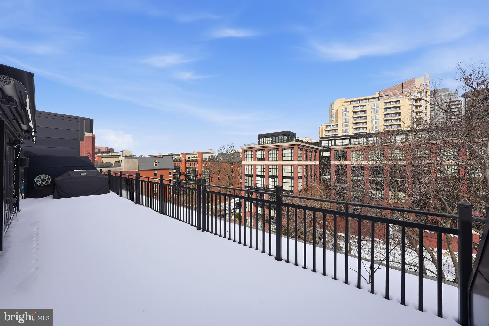 ROSSLYN - Residential