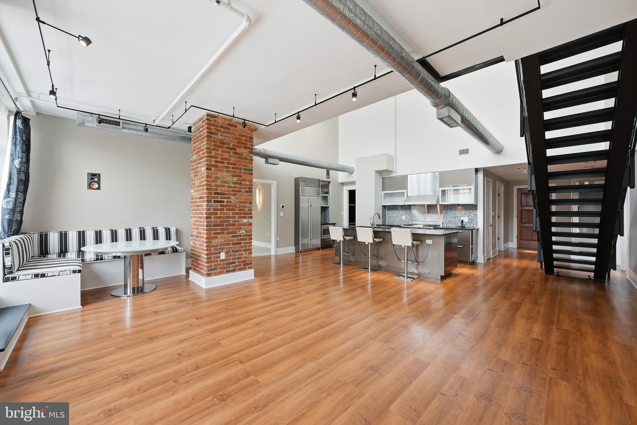 ROSSLYN - Residential