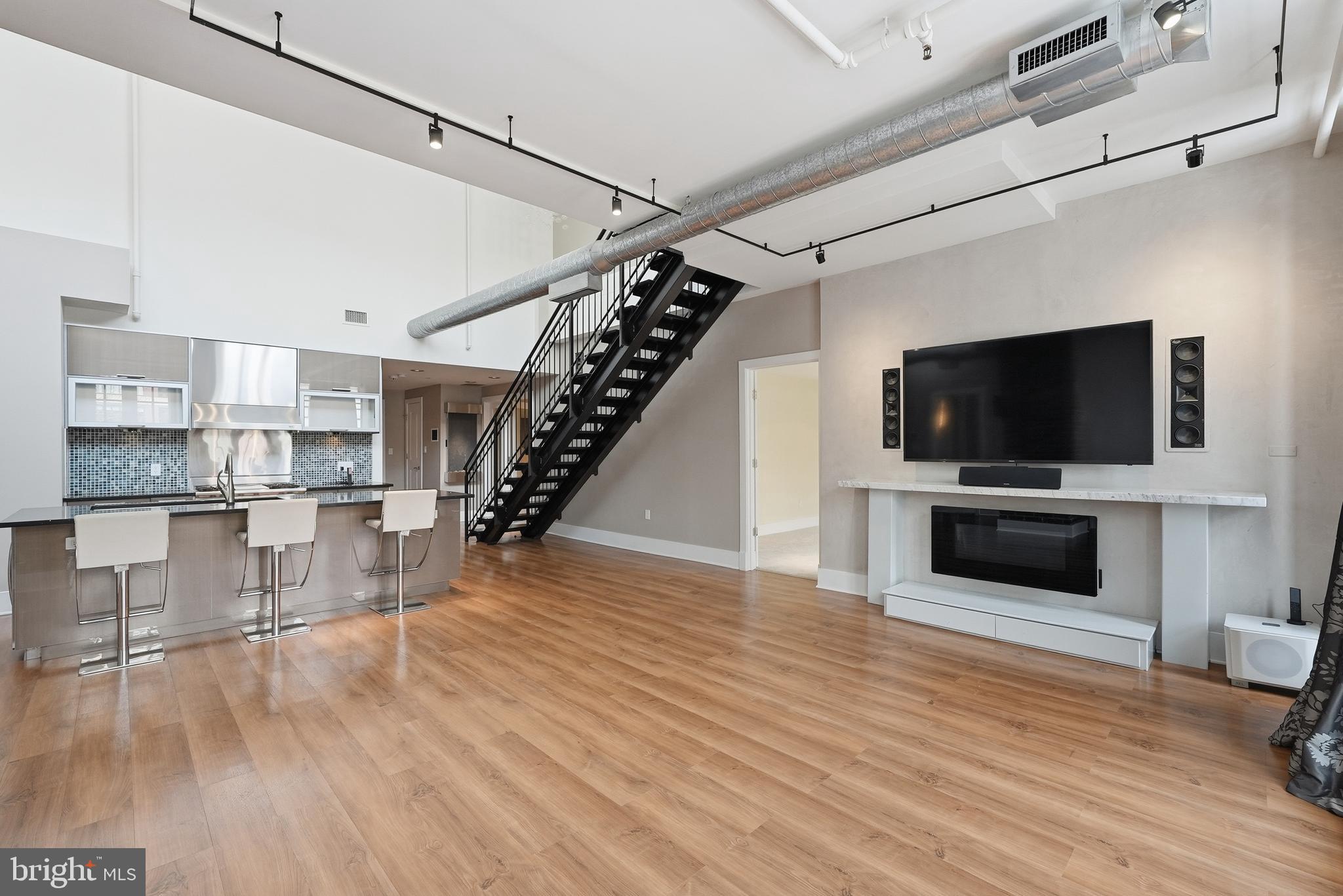 ROSSLYN - Residential