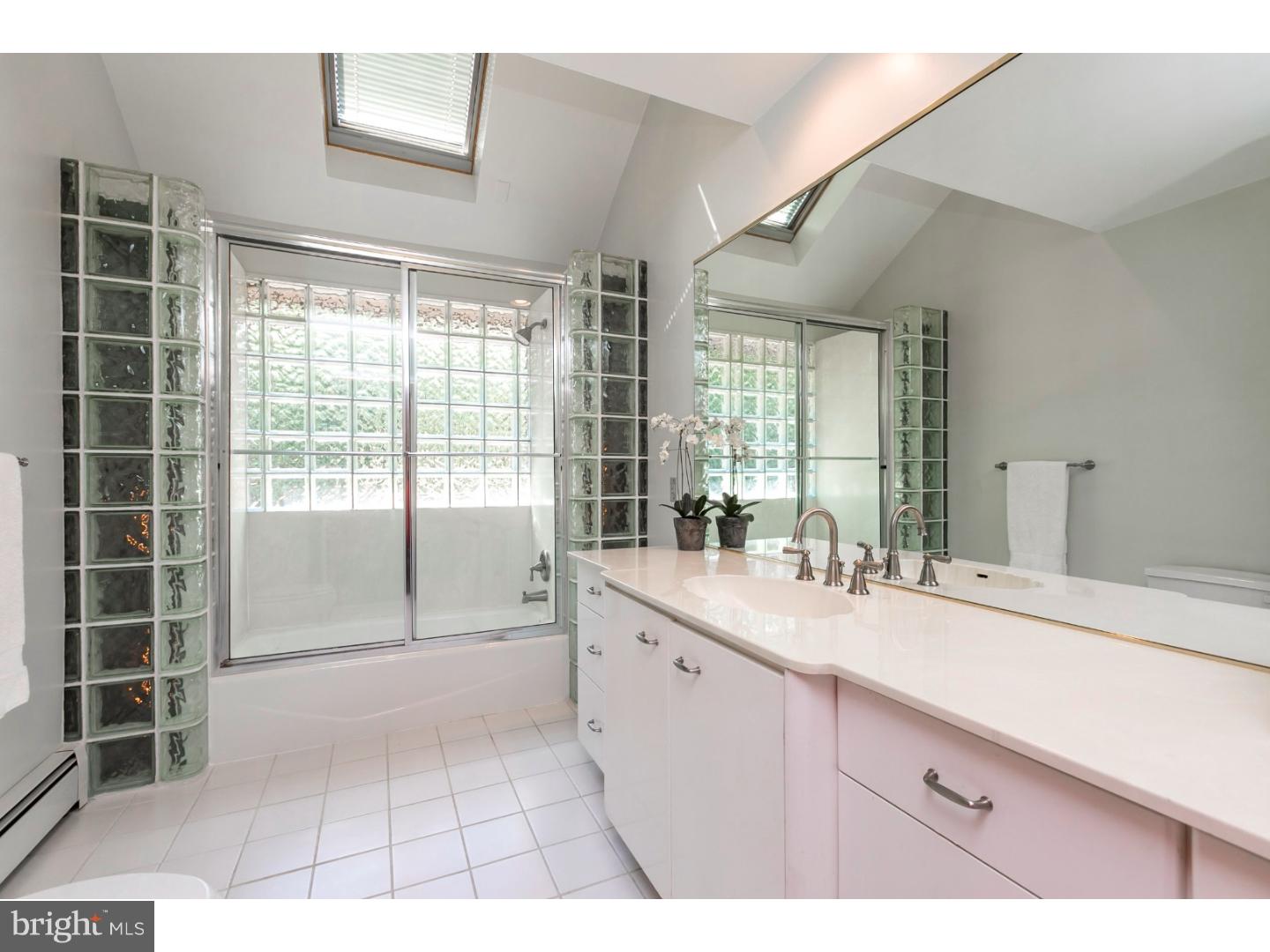 FOX RUN - Residential