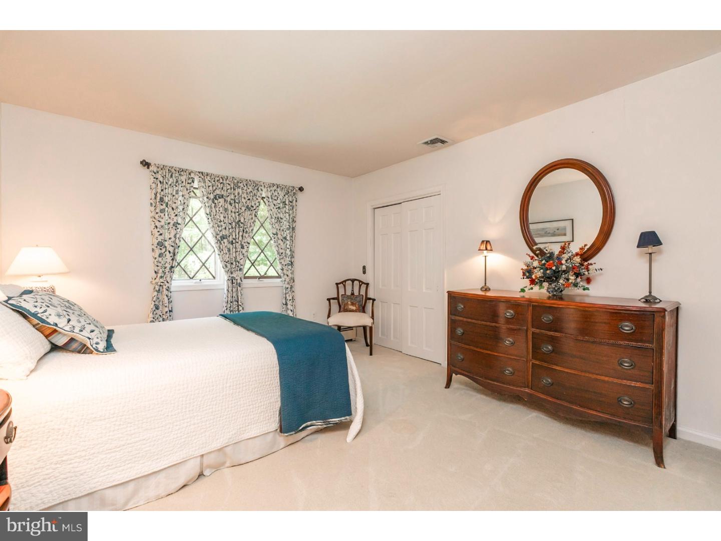 FOX RUN - Residential