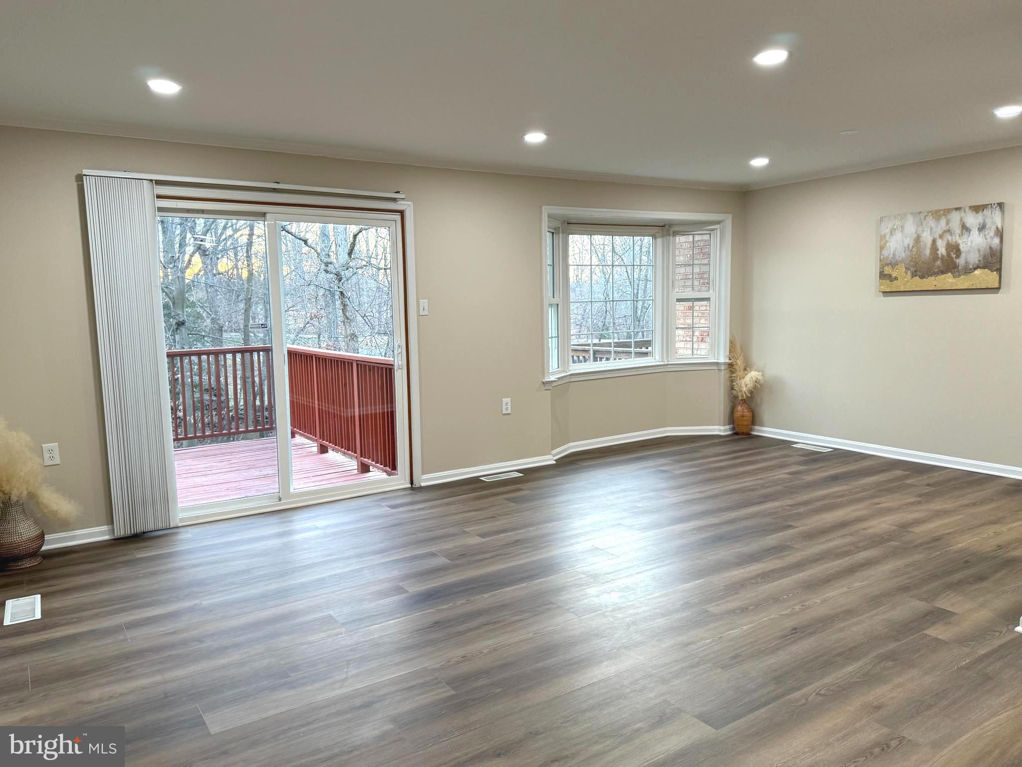 11382 CROMWELL COURT