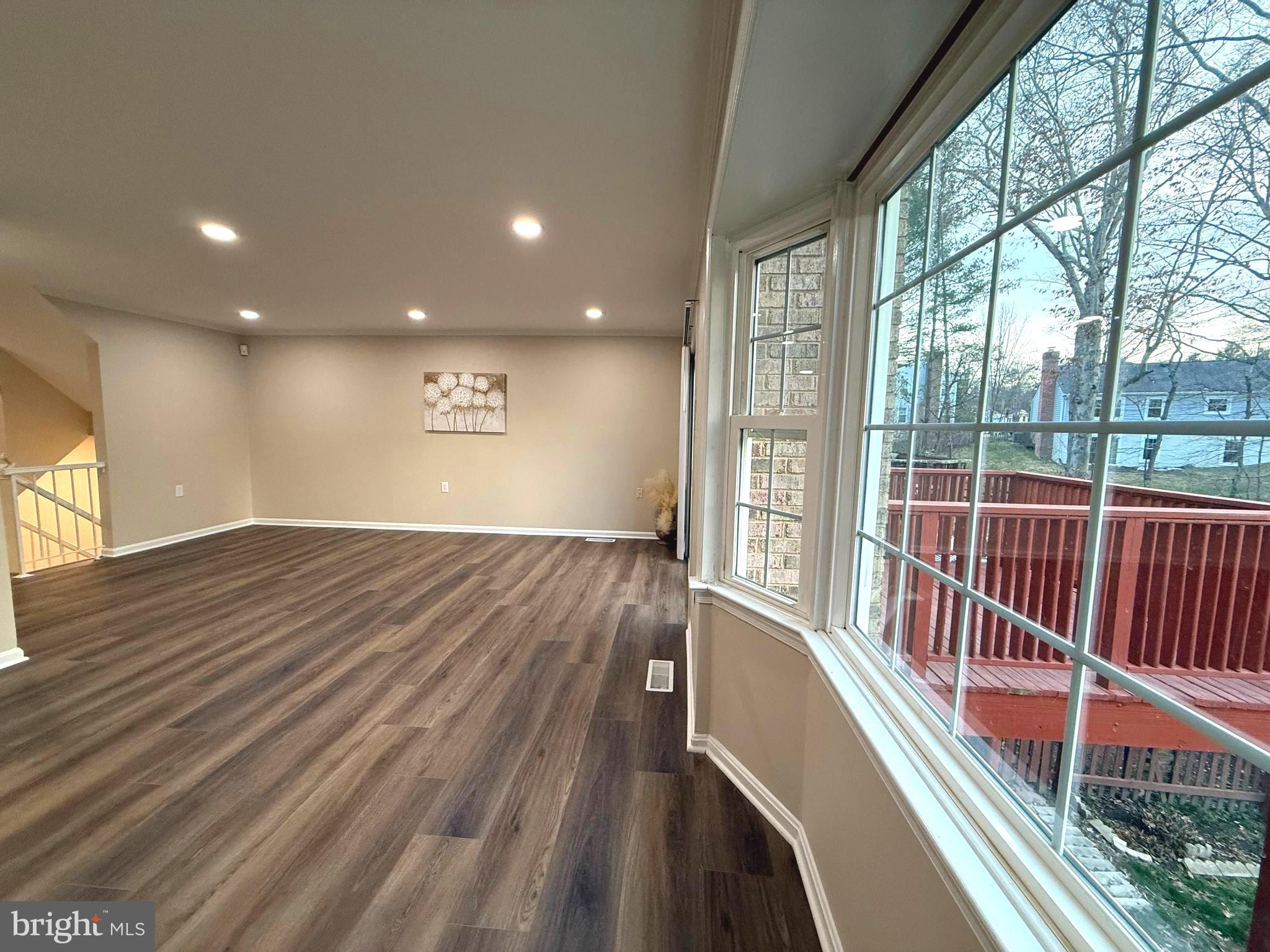 11382 CROMWELL COURT