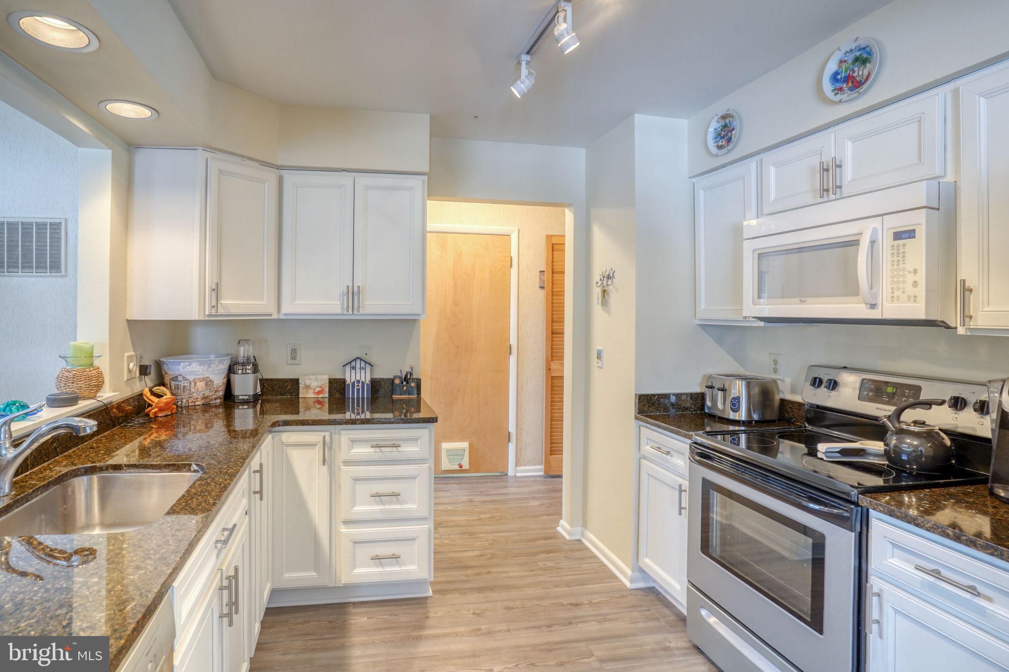 PLANTATIONS - Residential