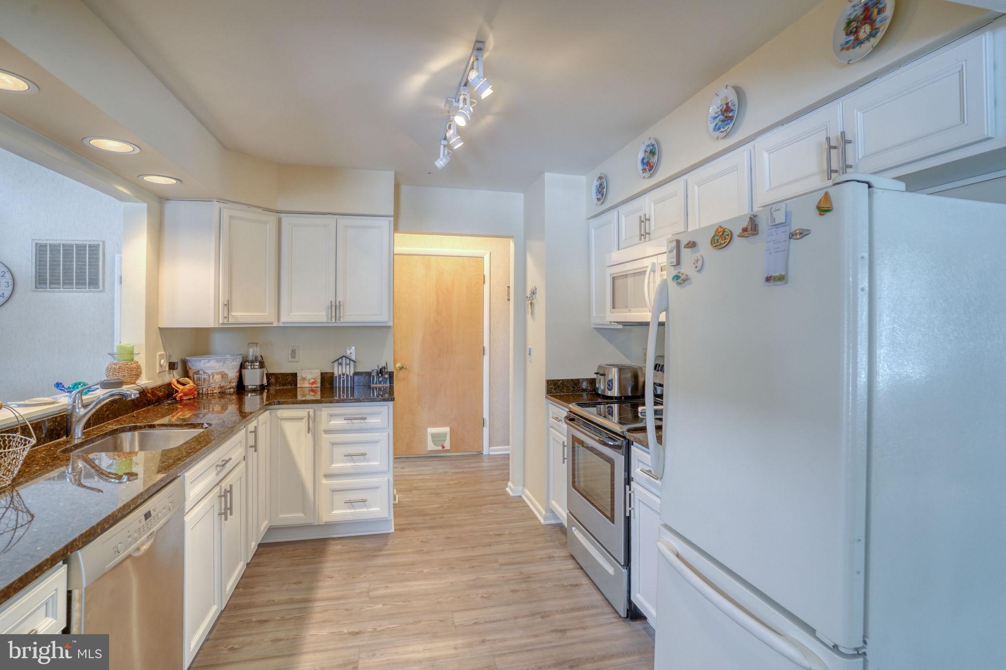 PLANTATIONS - Residential