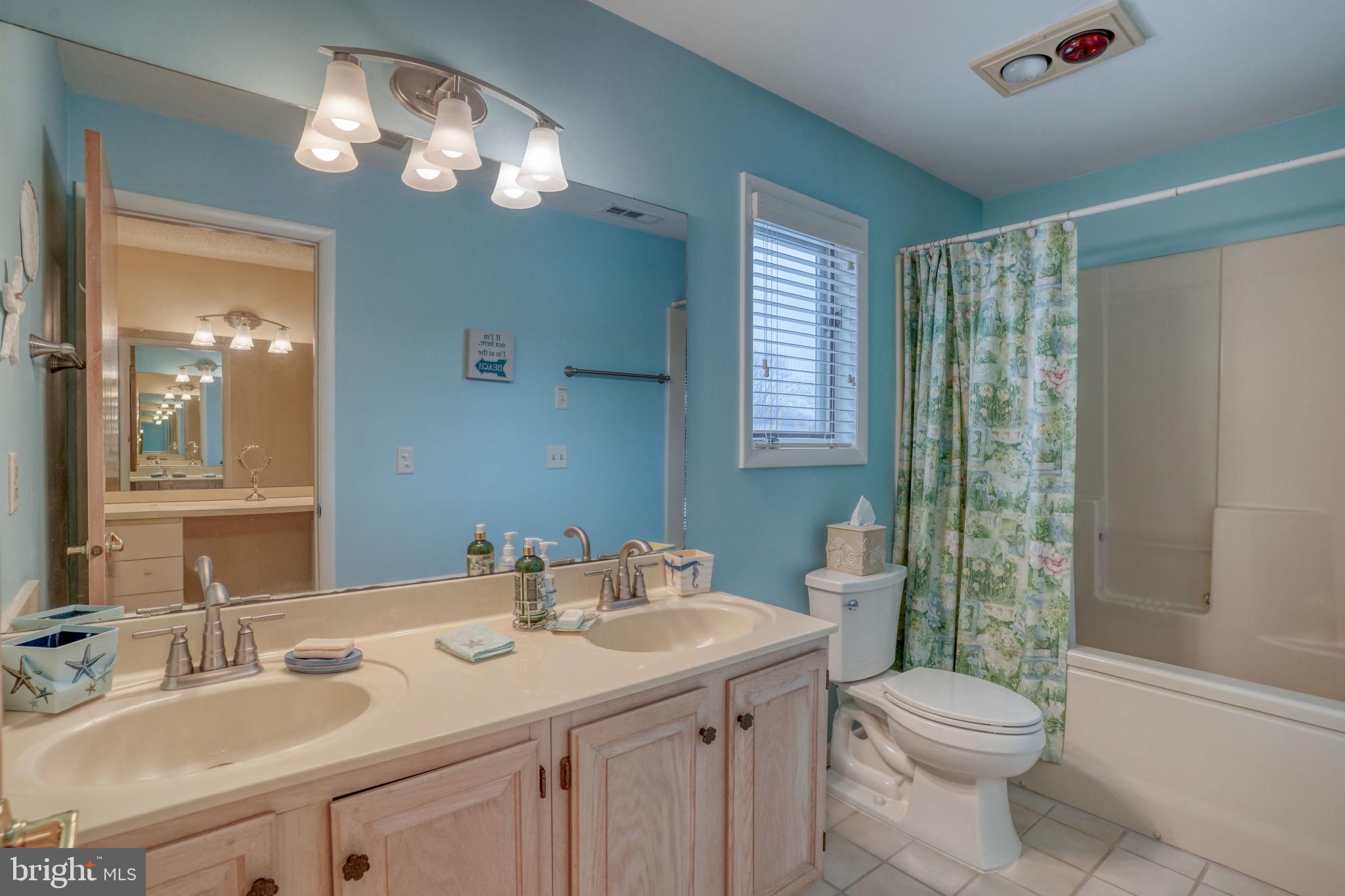 PLANTATIONS - Residential