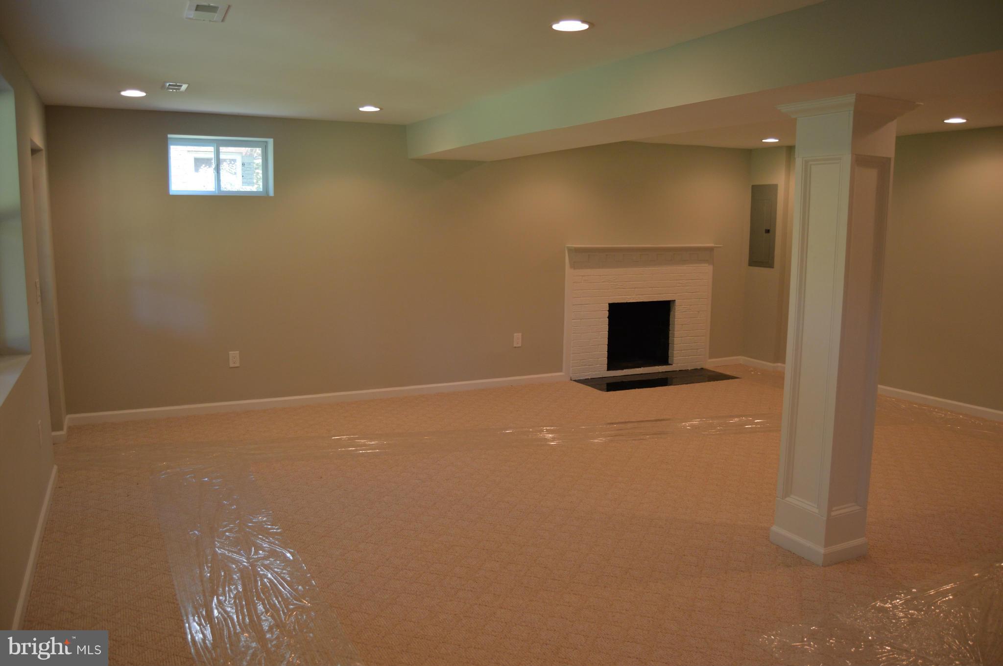 BRINKLEY MANOR - Residential