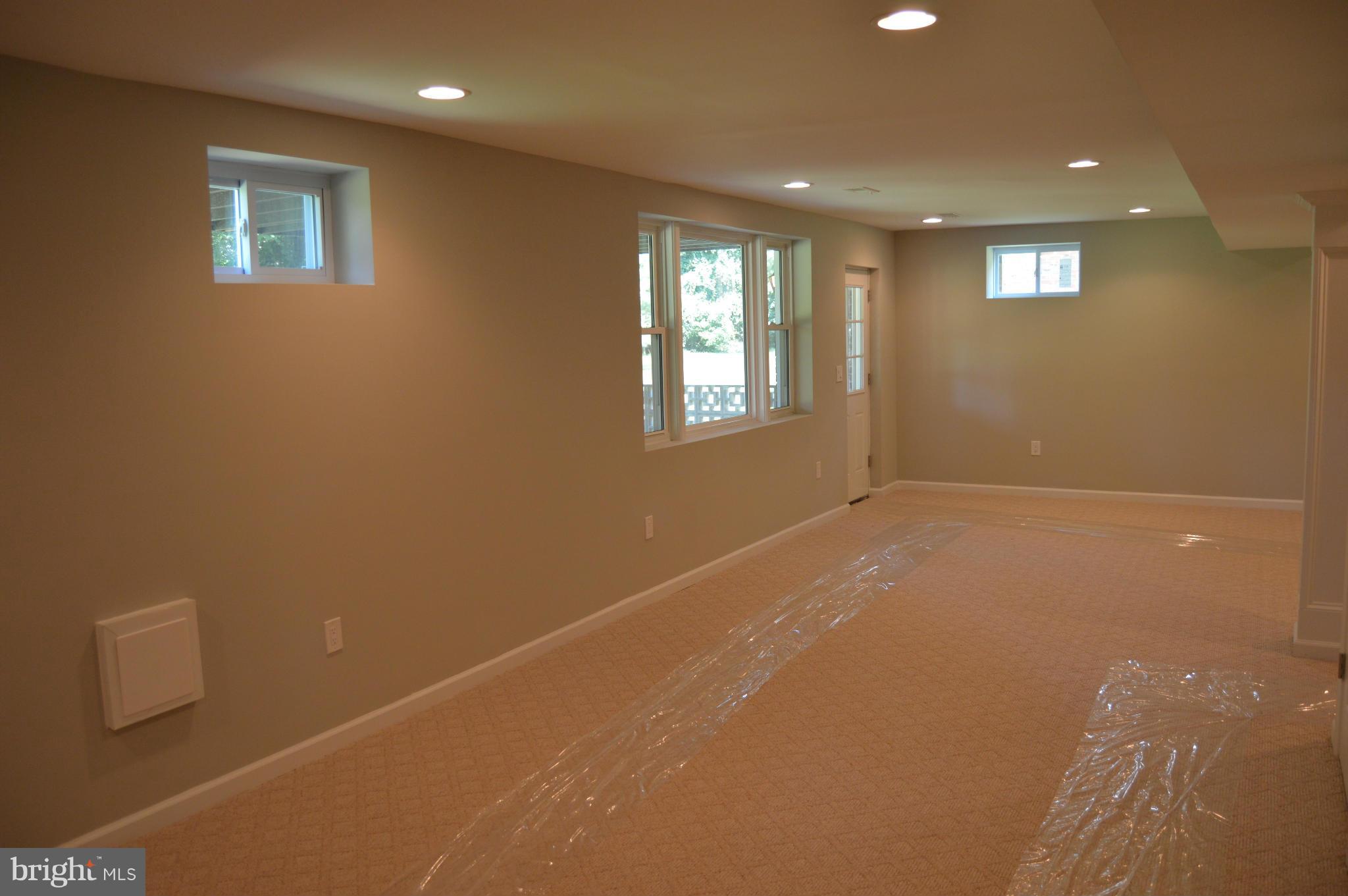 BRINKLEY MANOR - Residential