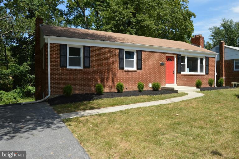 BRINKLEY MANOR - Residential