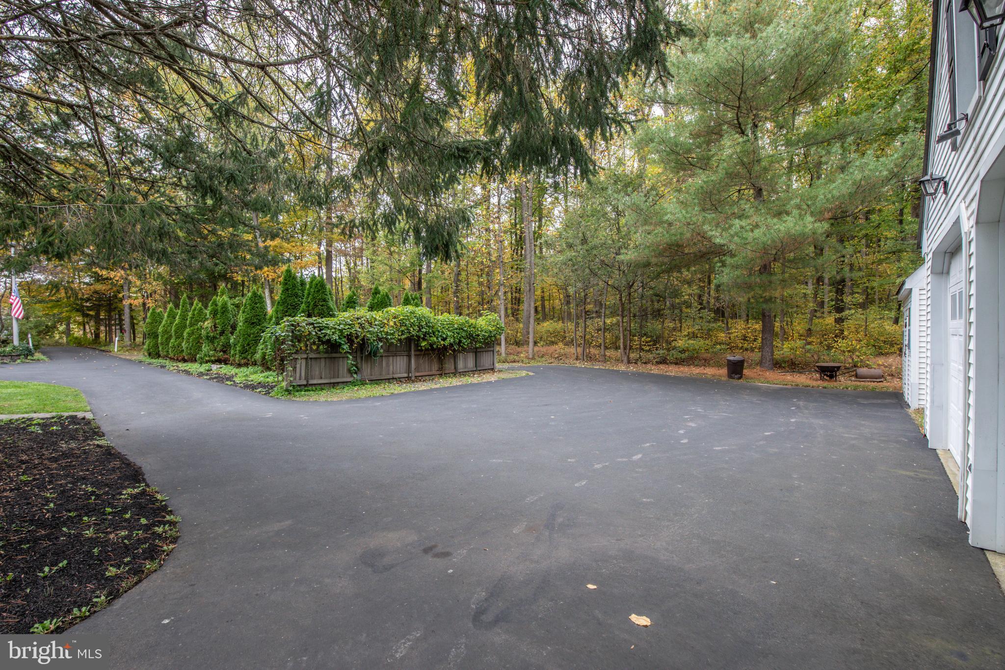 2265 MILL HILL ROAD