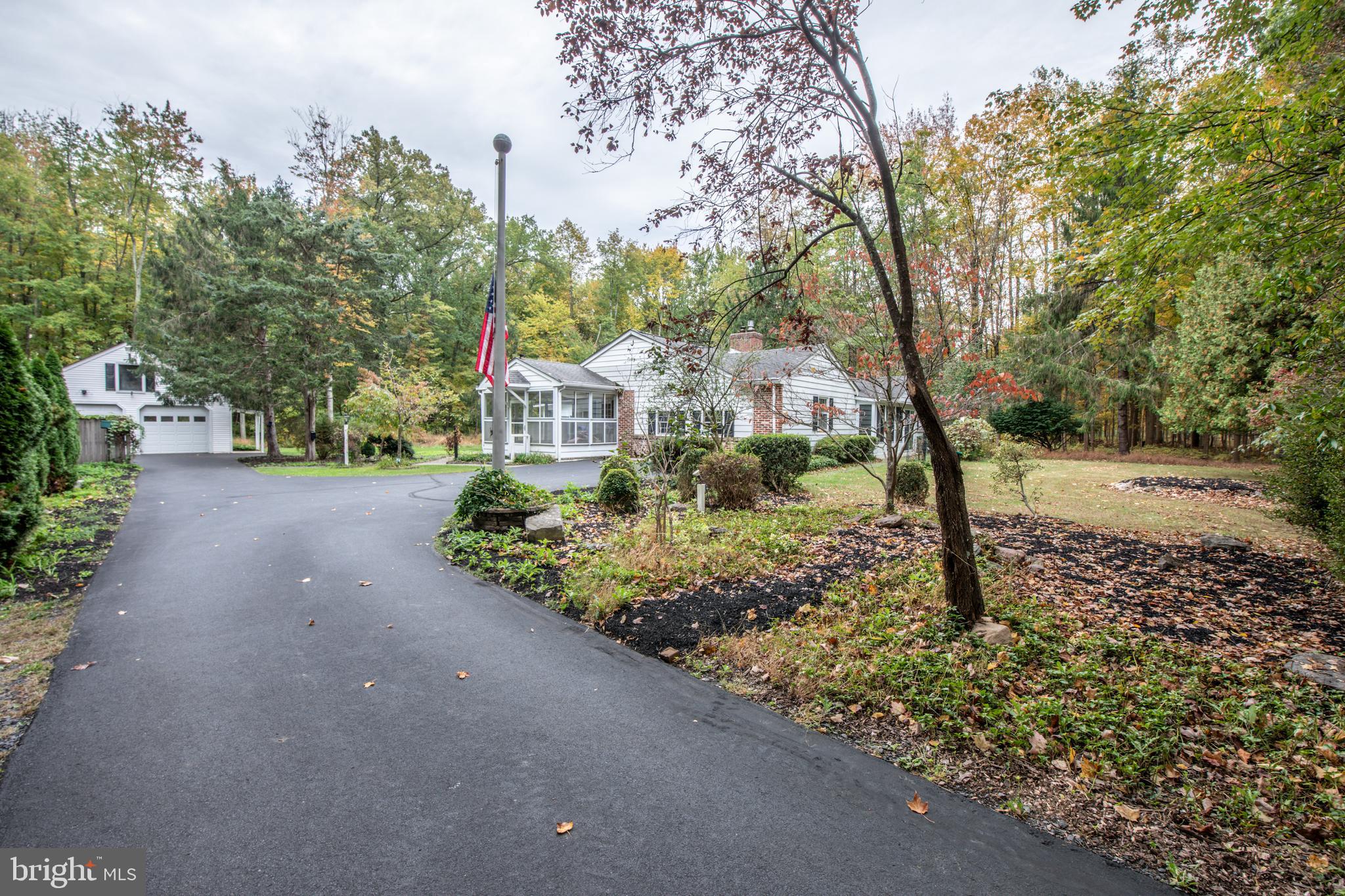 2265 MILL HILL ROAD