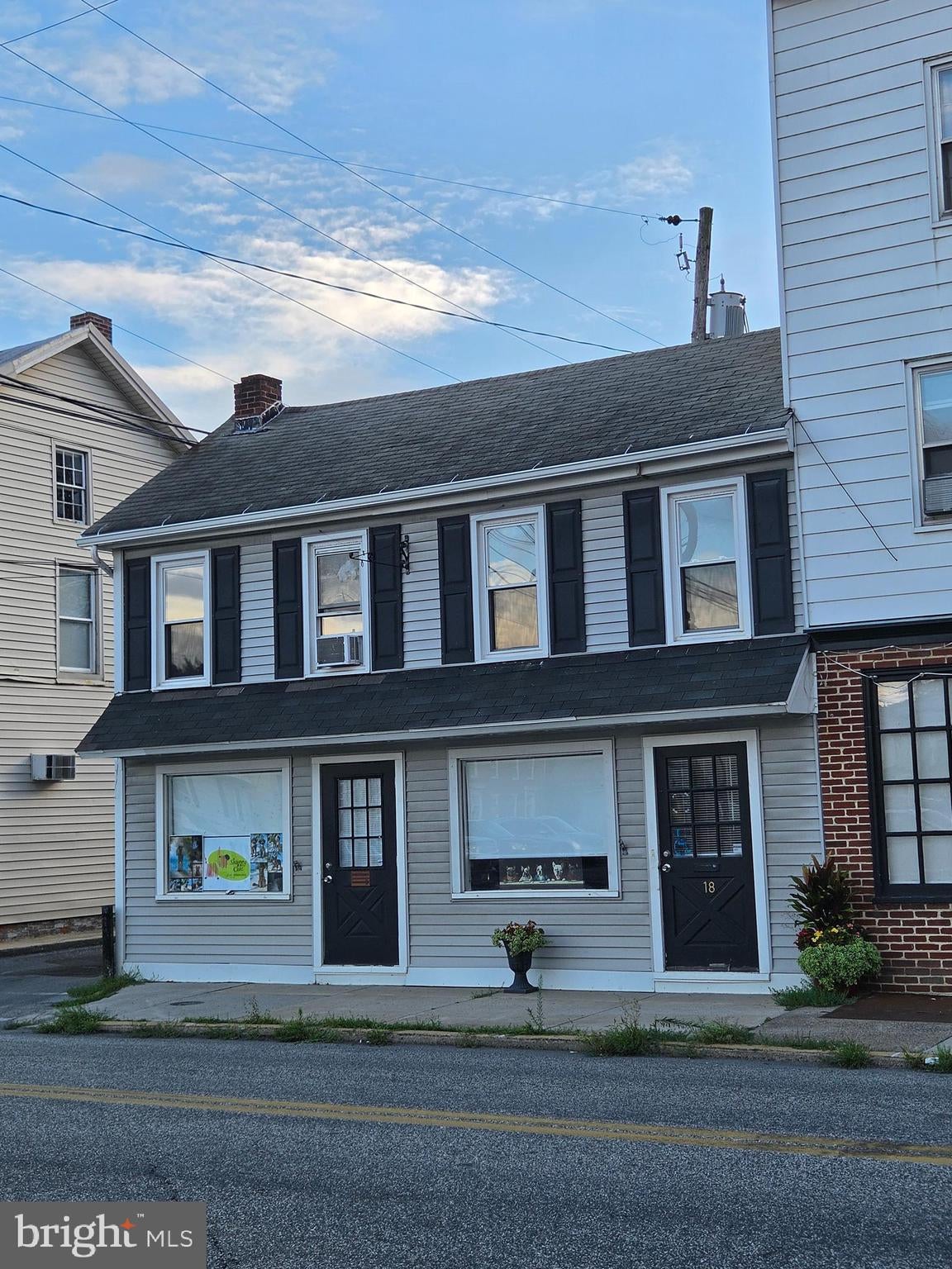 18-20 S MARKET STREET